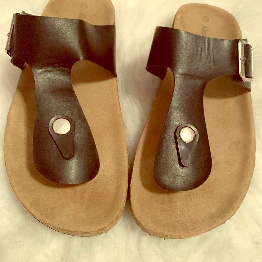 Black sandals NWOT size 7.5 $8 or 3/$10
